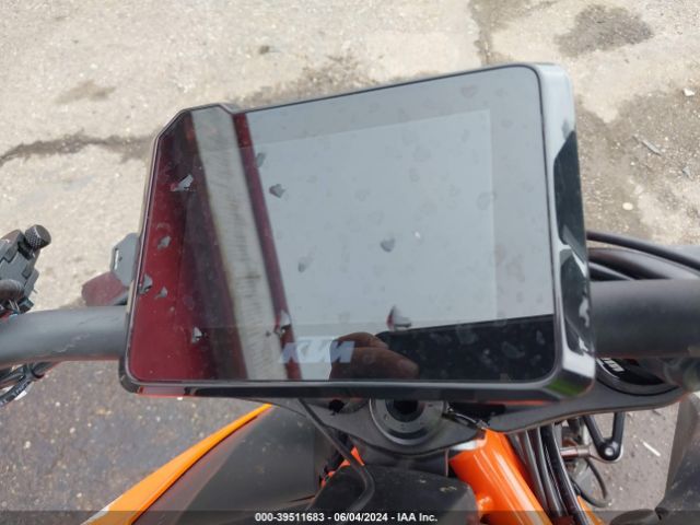 2022 KTM 1290 VBKV39404NM955670 Photo 6