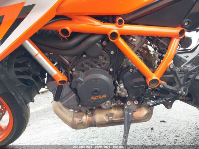 2022 KTM 1290 VBKV39404NM955670 Photo 8