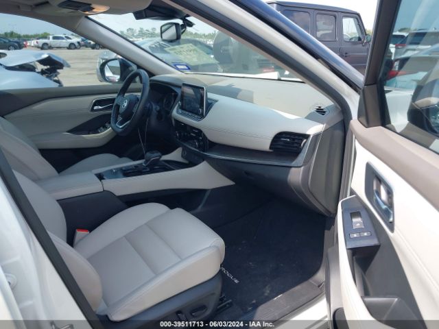 JN8AT3CA9MW025827 Nissan Rogue Sl Fwd