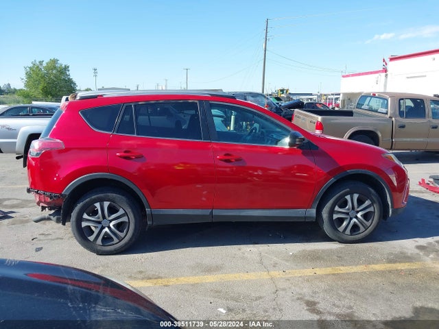 Toyota RAV4 LE 2017 2T3ZFREV8HW372014 Image 13