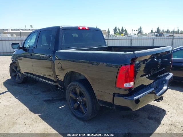 RAM 1500 Express  4x4 5'7 Box 2018 3C6RR7KT0JG254390 Image 3
