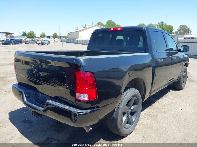 RAM 1500 Express  4x4 5'7 Box 2018 3C6RR7KT0JG254390 Image 4
