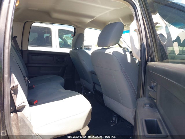 RAM 1500 Express  4x4 5'7 Box 2018 3C6RR7KT0JG254390 Image 8
