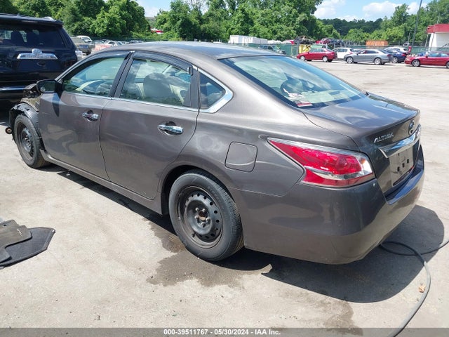Nissan Altima 2.5 S 2015 1N4AL3AP1FC125658 Image 3