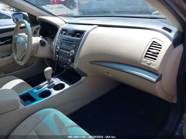 Nissan Altima 2.5 S 2015 1N4AL3AP1FC125658 Image 5