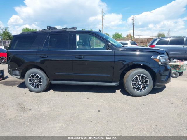 1FMJU1J85REA18671 Ford Expedition Xlt