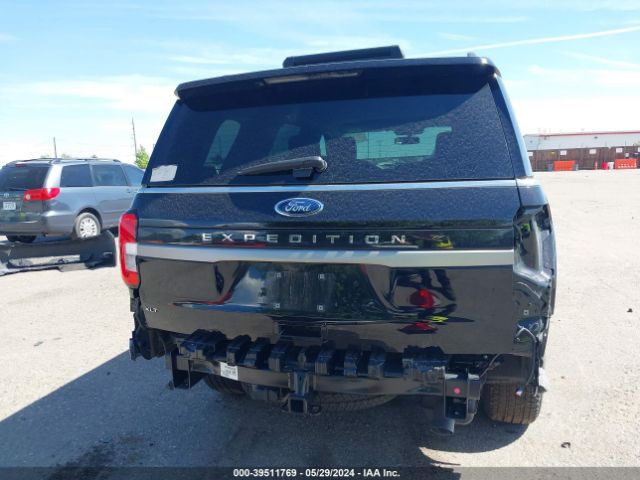 1FMJU1J85REA18671 Ford Expedition Xlt