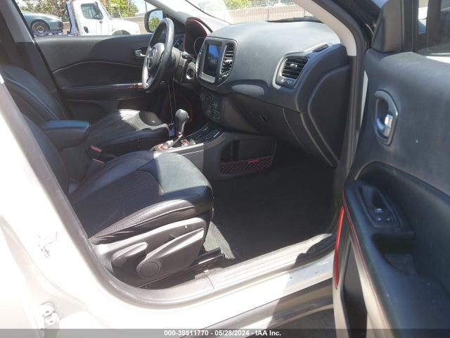 Jeep Compass Trailhawk 4x4 2019 3C4NJDDB4KT709090 Image 5