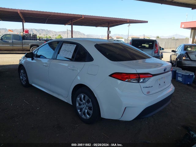 Toyota Corolla Hybrid Le 2024 JTDBCMFE2RJ021501 Image 3