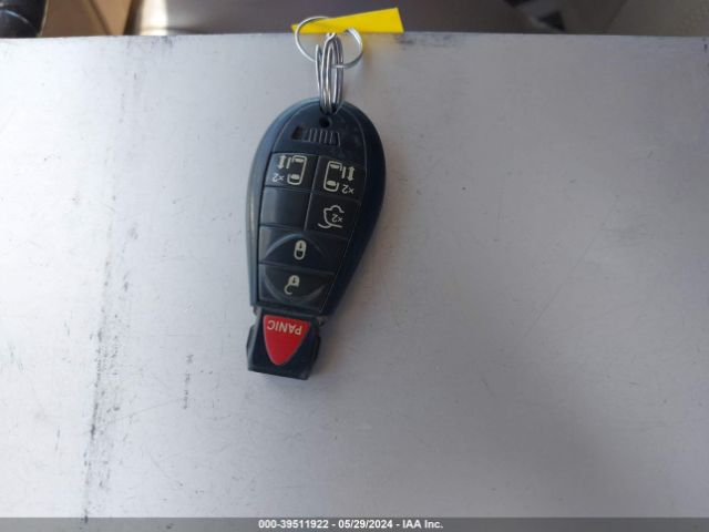 2C4RC1BG8ER439233 Chrysler Town & Country Touring