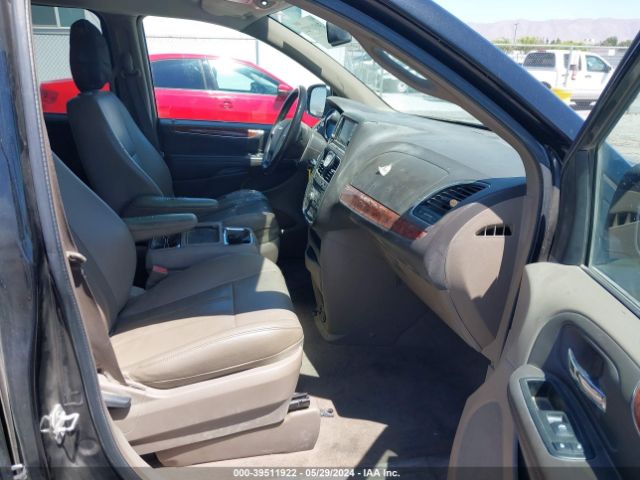 2C4RC1BG8ER439233 Chrysler Town & Country Touring