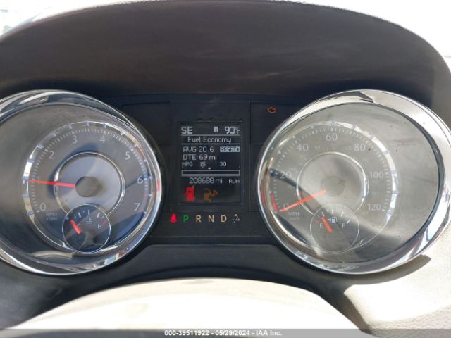 2C4RC1BG8ER439233 Chrysler Town & Country Touring