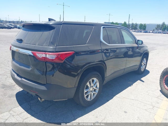 Chevrolet Traverse Ls 2018 1GNEVFKW5JJ187928 Image 4