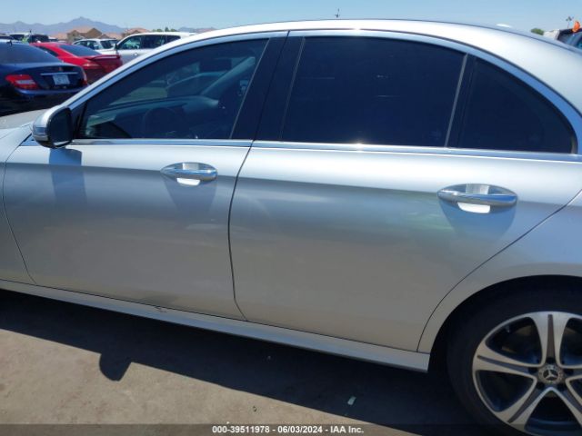 WDDZF4JB4JA375081 Mercedes-Benz E 300