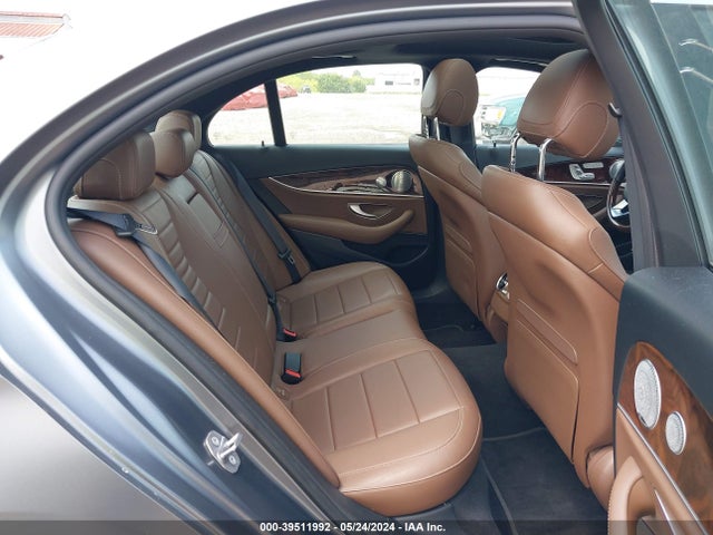 Mercedes-Benz E 300 2018 WDDZF4JB6JA402443 Image 8