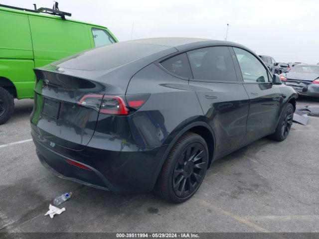 7SAYGDED8RF050616 Tesla Model Y Rwd