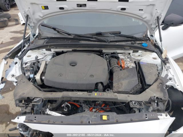 7JRBR0FZ4NG175761 Volvo S60 Recharge Plug-in Hybrid T8 R-design Expression