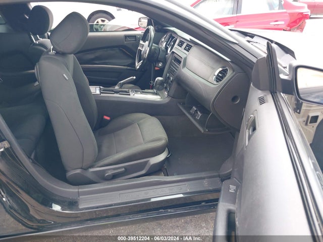 Ford Mustang V6 2014 1ZVBP8AM4E5270263 Image 5