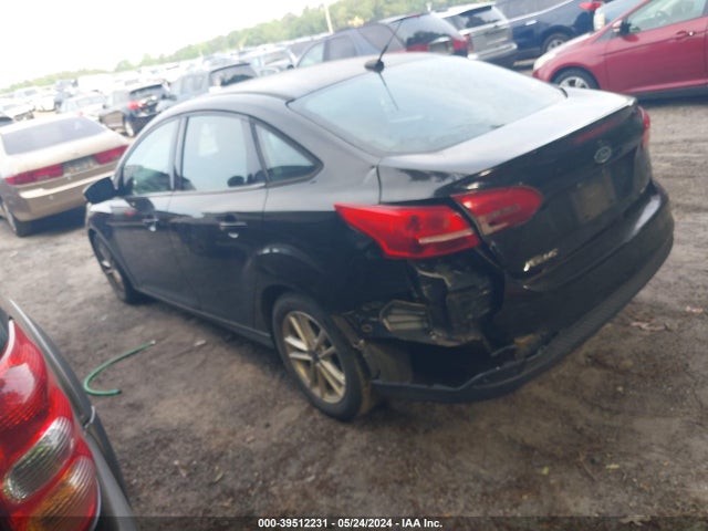 Ford FOCUS SE 2016 1FADP3F29GL347977 Image 3