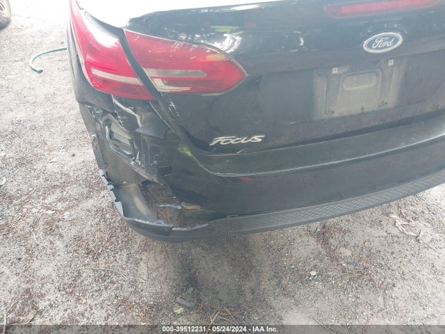 Ford FOCUS SE 2016 1FADP3F29GL347977 Image 6