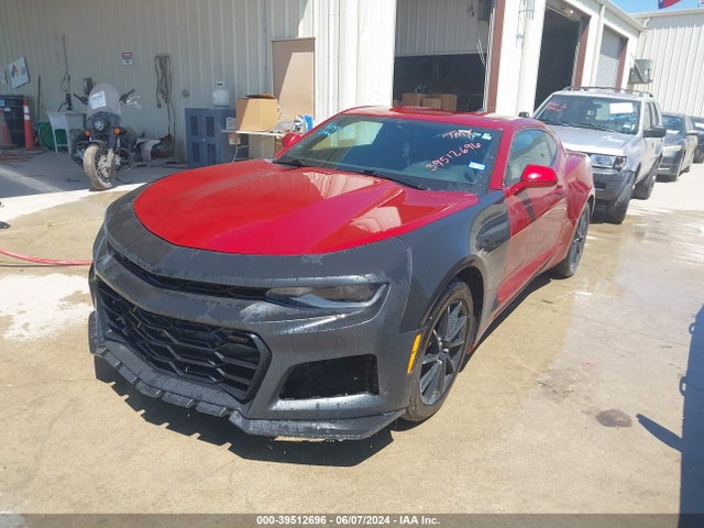 Chevrolet Camaro 2lt 2017 1G1FD1RS1H0158778 Image 2