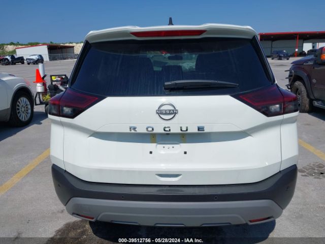 5N1BT3AA5NC704172 Nissan Rogue S Fwd