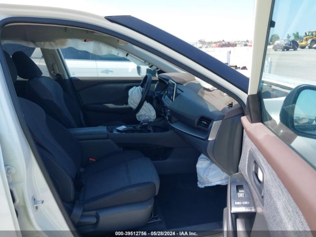 5N1BT3AA5NC704172 Nissan Rogue S Fwd