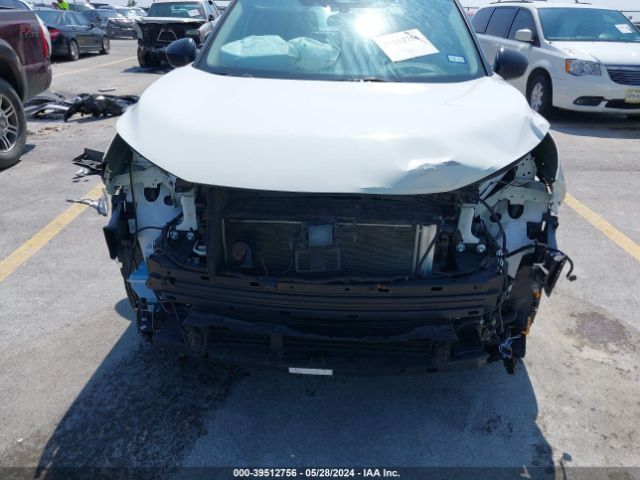 5N1BT3AA5NC704172 Nissan Rogue S Fwd