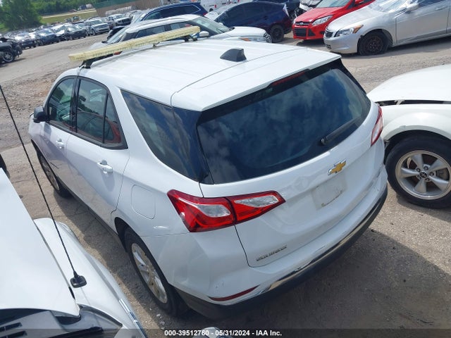 Chevrolet EQUINOX LS 2018 2GNAXREV3J6225523 Image 3