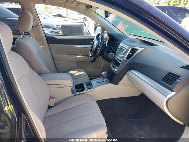 Subaru Outback 2.5i Premium 2014 4S4BRCDC2E3279764 Image 5