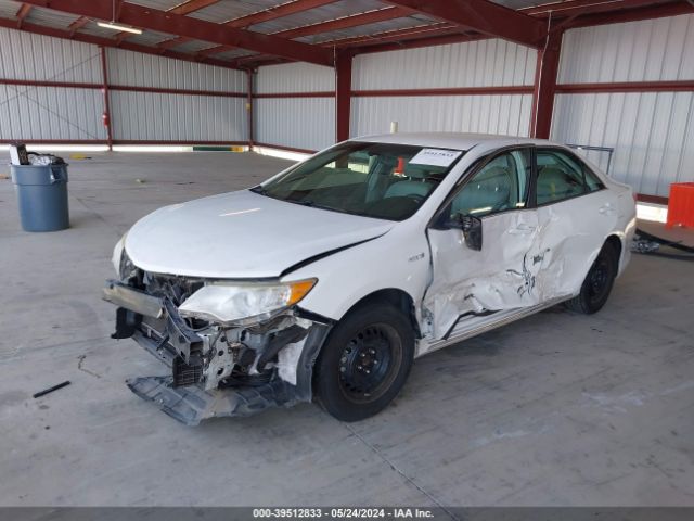 4T1BD1FK9EU108768 Toyota Camry Hybrid Le