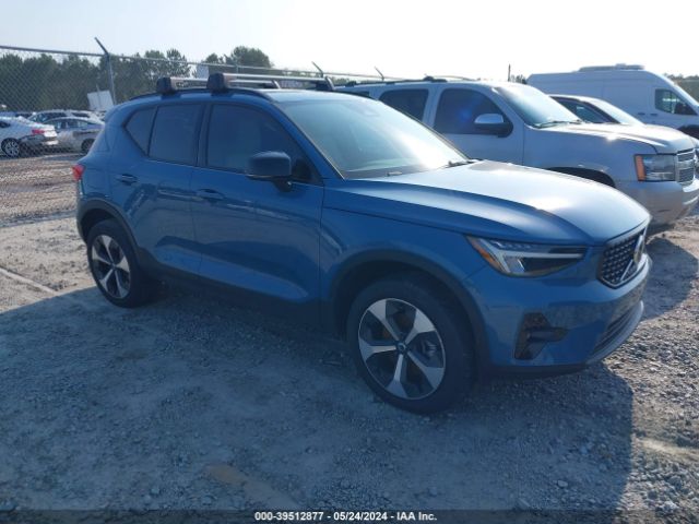 Продаж на аукціоні авто 2023 Volvo Xc40 B5 Plus Dark Theme, vin: YV4L12UL6P2062752, номер лоту: 39512877