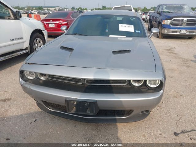 2C3CDZAG6GH315994 Dodge Challenger Sxt
