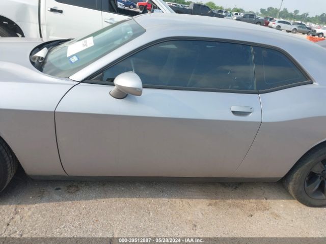 2C3CDZAG6GH315994 Dodge Challenger Sxt
