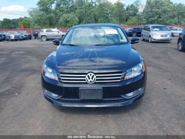 1VWAT7A39FC071635 Volkswagen Passat 1.8t Limited Edition