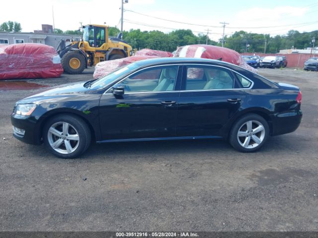 1VWAT7A39FC071635 Volkswagen Passat 1.8t Limited Edition