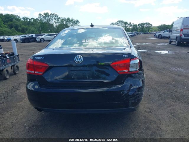 1VWAT7A39FC071635 Volkswagen Passat 1.8t Limited Edition