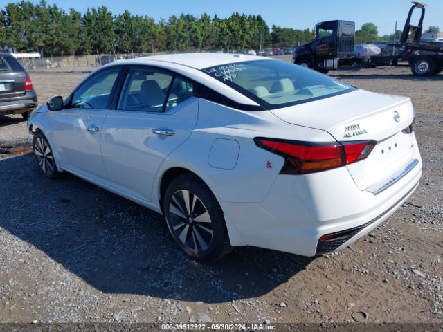 1N4BL4DW9NN308659 Nissan Altima Sv Intelligent Awd