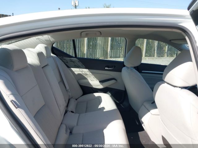 1N4BL4DW9NN308659 Nissan Altima Sv Intelligent Awd