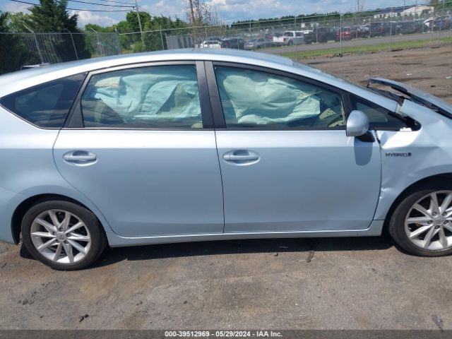 JTDZN3EU0EJ002032 Toyota Prius V Five