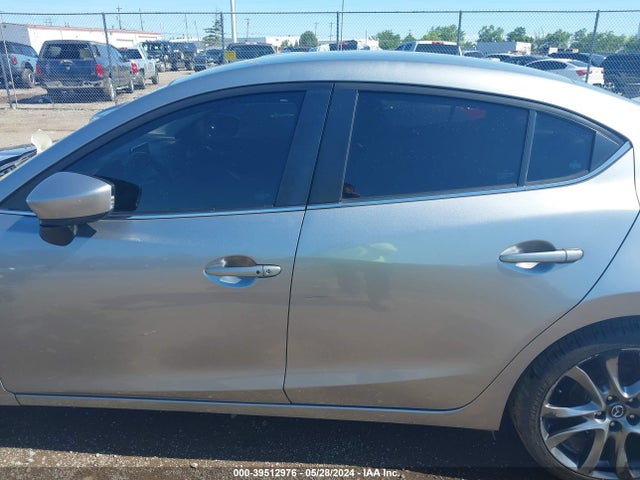 Mazda Mazda3 I Touring 2015 JM1BM1V70F1255033 Image 15