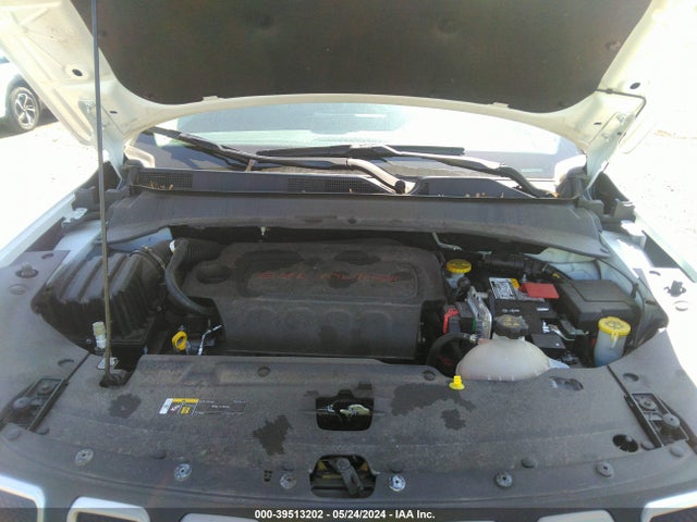 3C4NJDFB6NT103579 Jeep Compass Latitude Lux 4x4