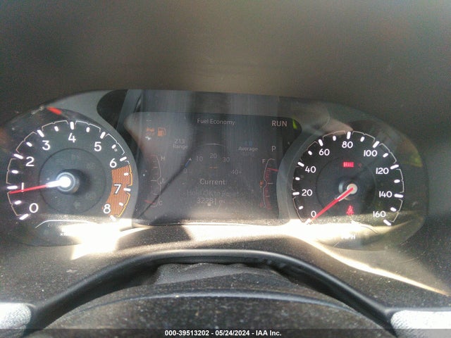 3C4NJDFB6NT103579 Jeep Compass Latitude Lux 4x4