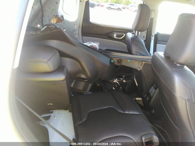 3C4NJDFB6NT103579 Jeep Compass Latitude Lux 4x4