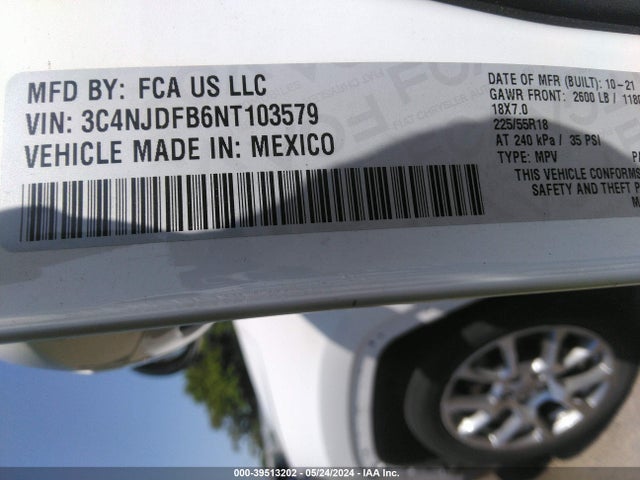 3C4NJDFB6NT103579 Jeep Compass Latitude Lux 4x4