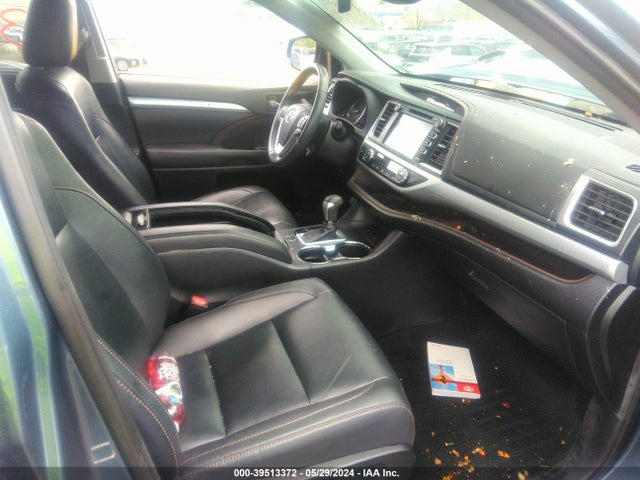 Toyota Highlander Xle 2019 5TDJZRFH1KS739616 Image 5