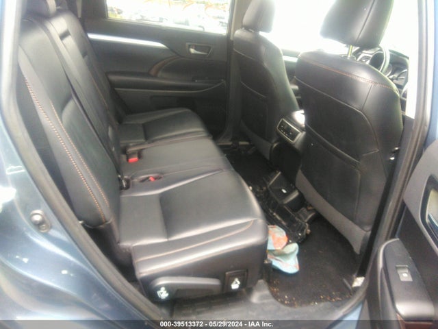 Toyota Highlander Xle 2019 5TDJZRFH1KS739616 Image 8