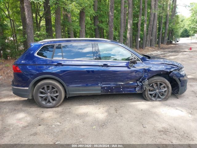 3VV3B7AX0NM033114 Volkswagen Tiguan 2.0t Se