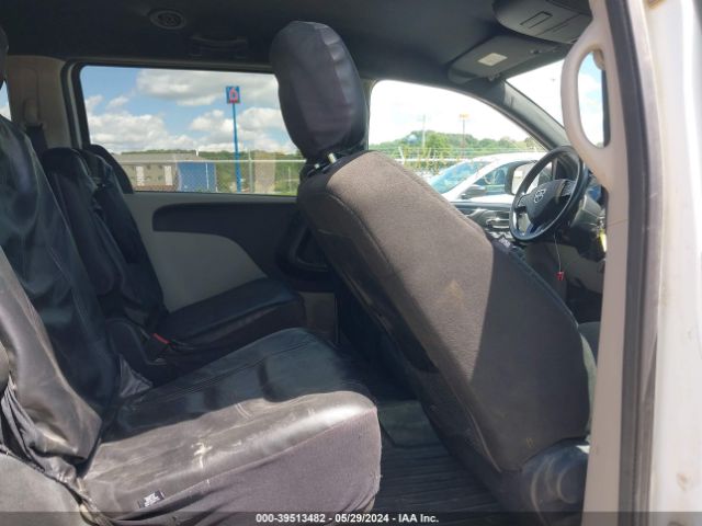 2C4RDGBG5GR144657 Dodge Grand Caravan Se Plus