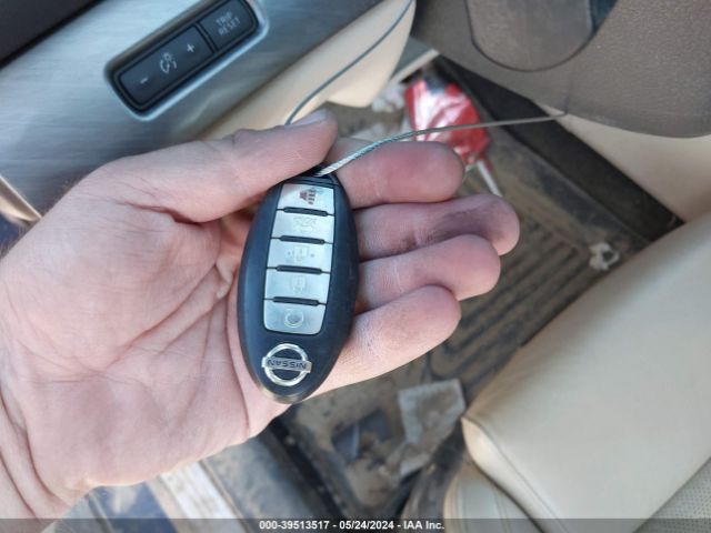 1N4AA6AP2GC395619 Nissan Maxima 3.5 Sl